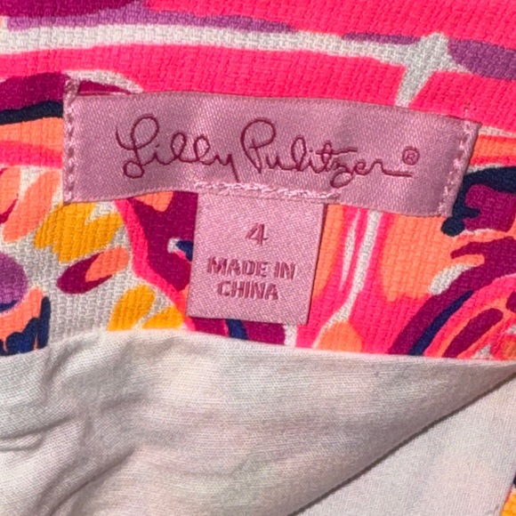 Lilly Pulitzer Marigold Pink Fushion Floral Skort Size 4 - Picture 2 of 9